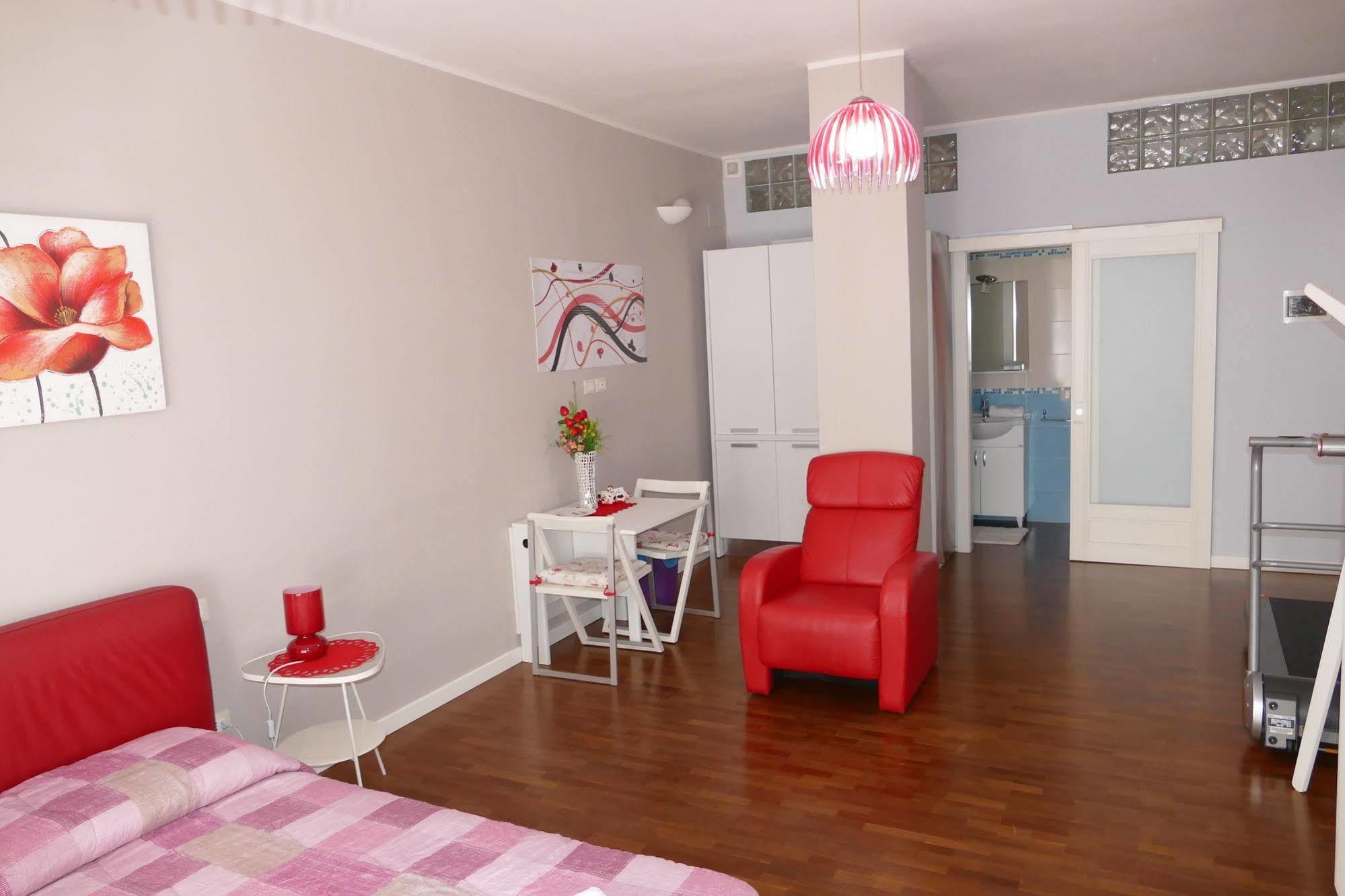 Domus Yenne Suites Cagliari Exterior foto